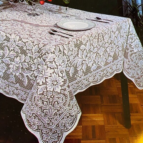 Vintage Quaker Lace Tablecloth Dinner Cloth Pattern 819 Surrey Natural Oblong 52 - Picture 1 of 4